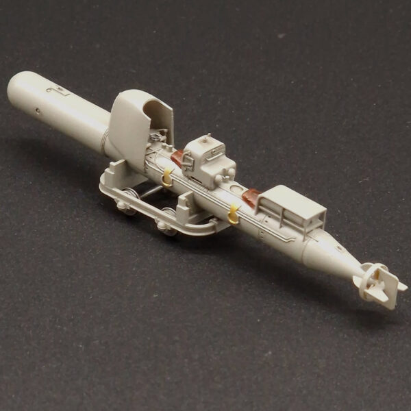 Italian Mini-Submarine “Maiale”, scale: 1/144, 1/72, 1/48